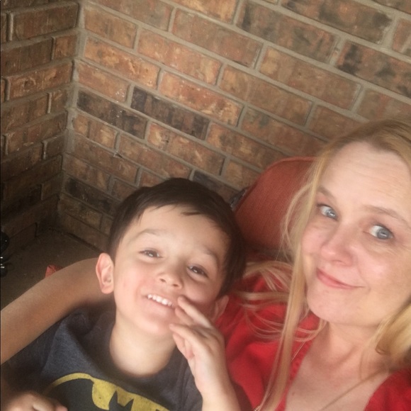 Meet your Posher, Sherri - Picture 4 of 5